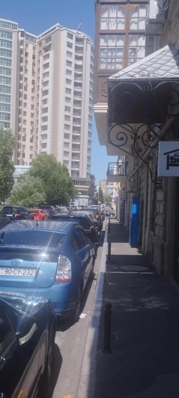 Central Baku Hostel Exterior photo