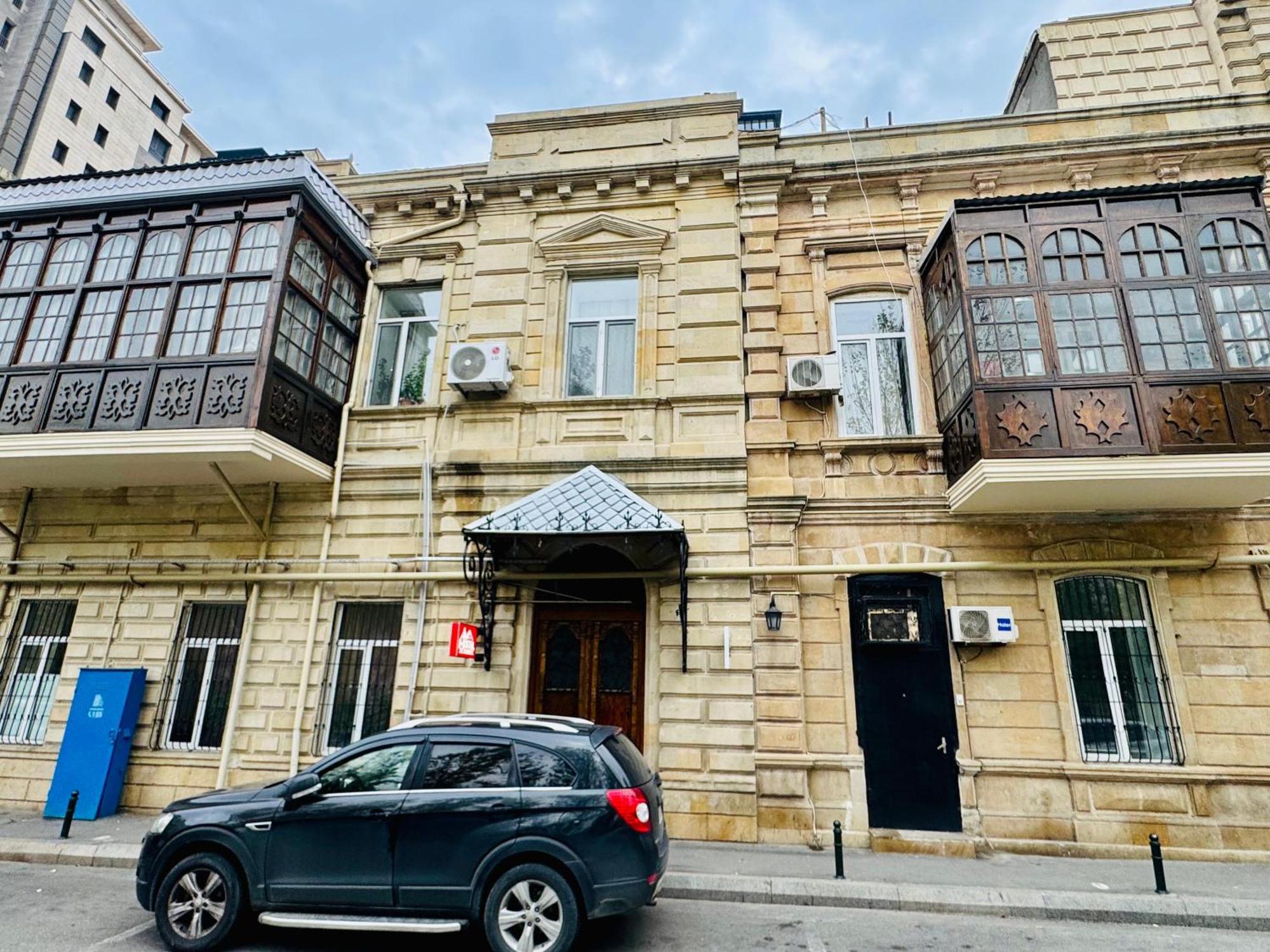 Central Baku Hostel Exterior photo